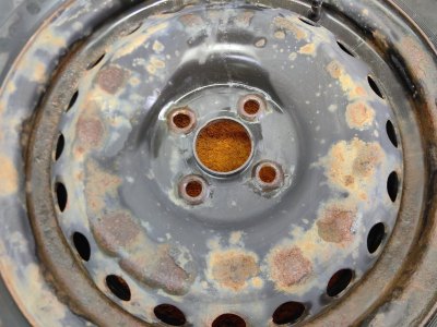 Колесо Kia Rio R15 4x100, Cordiant 185/65 R15, зимнее, липучка