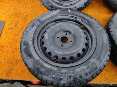Колесо Kia Rio R15 4x100, Cordiant 185/65 R15, зимнее, липучка
