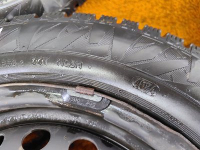 Колесо Kia Rio R15 4x100, Cordiant 185/65 R15, зимнее, липучка