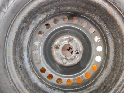 Колесо Kia Rio R15 4x100, Cordiant 185/65 R15, зимнее, липучка