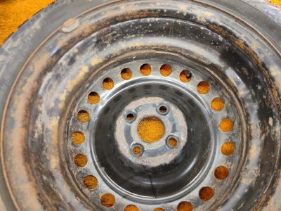 Колесо Kia Rio R15 4x100, Cordiant 185/65 R15, зимнее, липучка