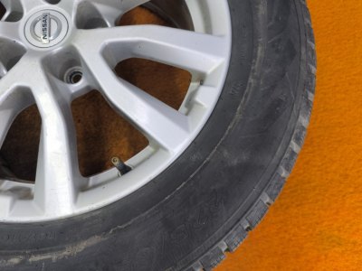 Колесо Nissan X-Trail R17 5x114.3, Ikon tyres 225/65 R17, зимнее, шипы