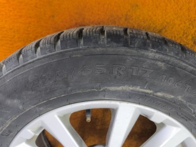 Колесо Nissan X-Trail R17 5x114.3, Ikon tyres 225/65 R17, зимнее, шипы