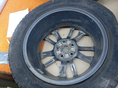 Колесо Geely Coolray R17 5x114.3, Pirelli 215/60 R17, зимнее, липучка