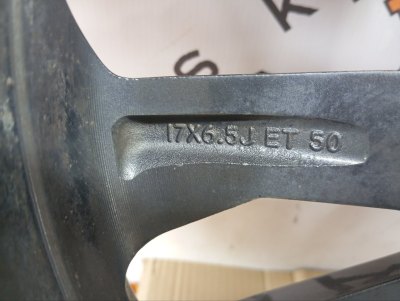 Колесо Geely Coolray R17 5x114.3, Pirelli 215/60 R17, зимнее, липучка