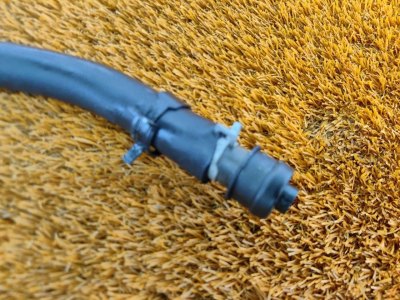 Трубка картерных газов