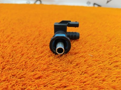 Трубка картерных газов