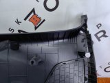 6600058369 Обшивка двери багажника Geely Coolray 2023 фото 8