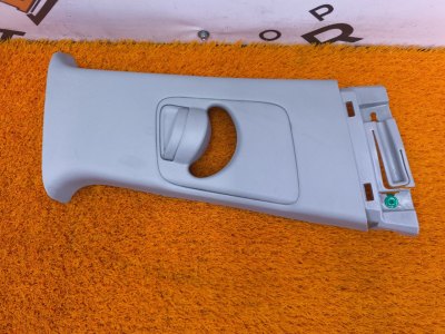 Обшивка центральной стойки