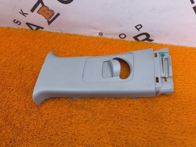 Обшивка центральной стойки