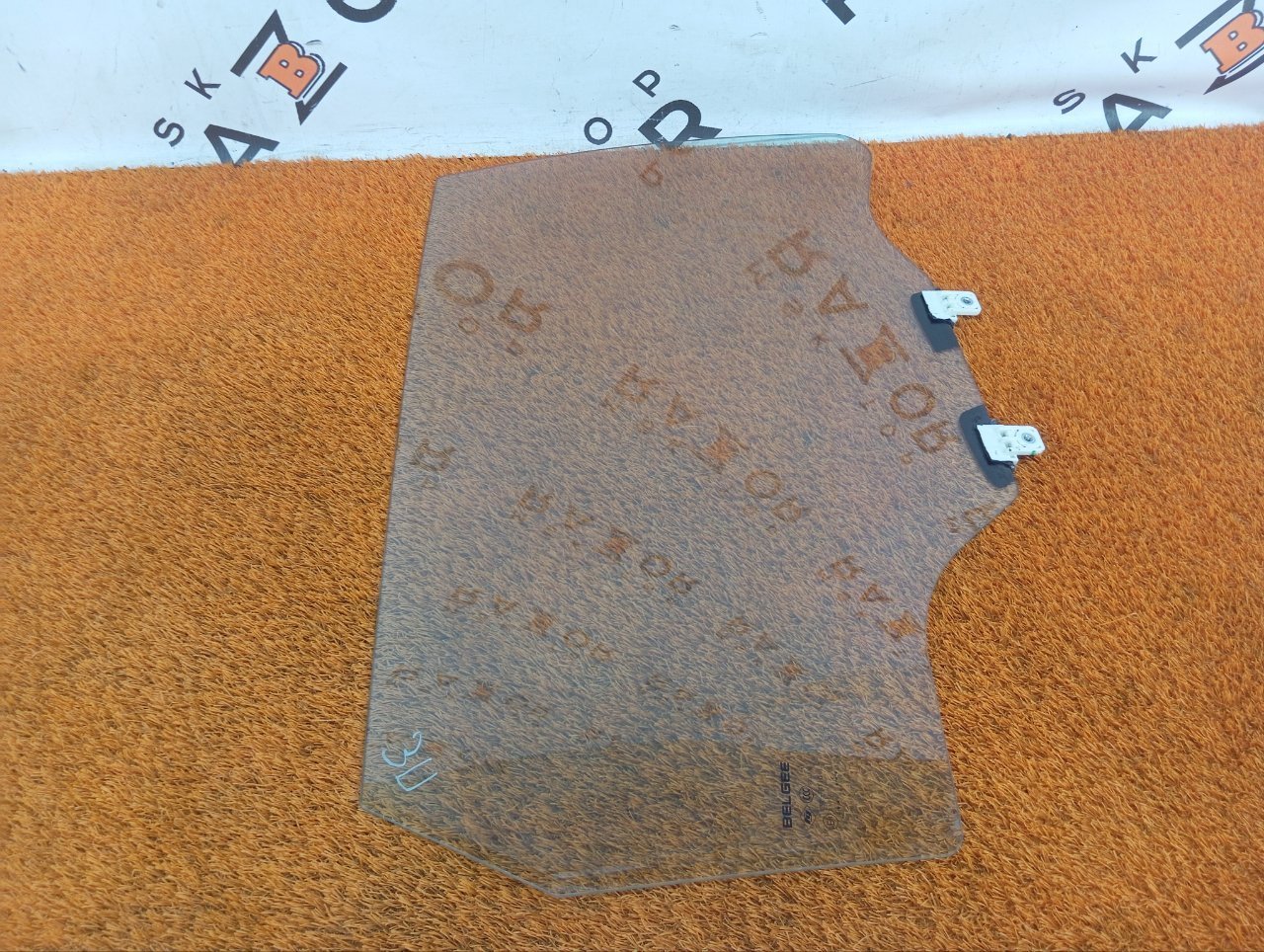 Стекло двери