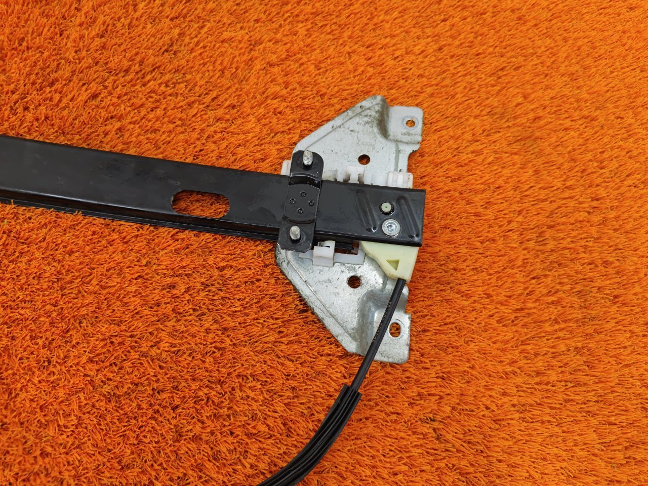 Стеклоподъемник