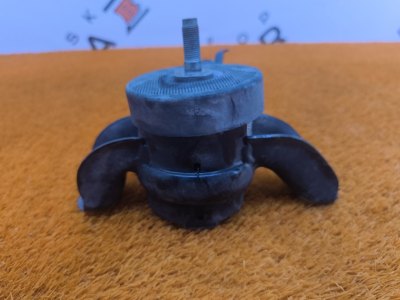 Подушка двигателя