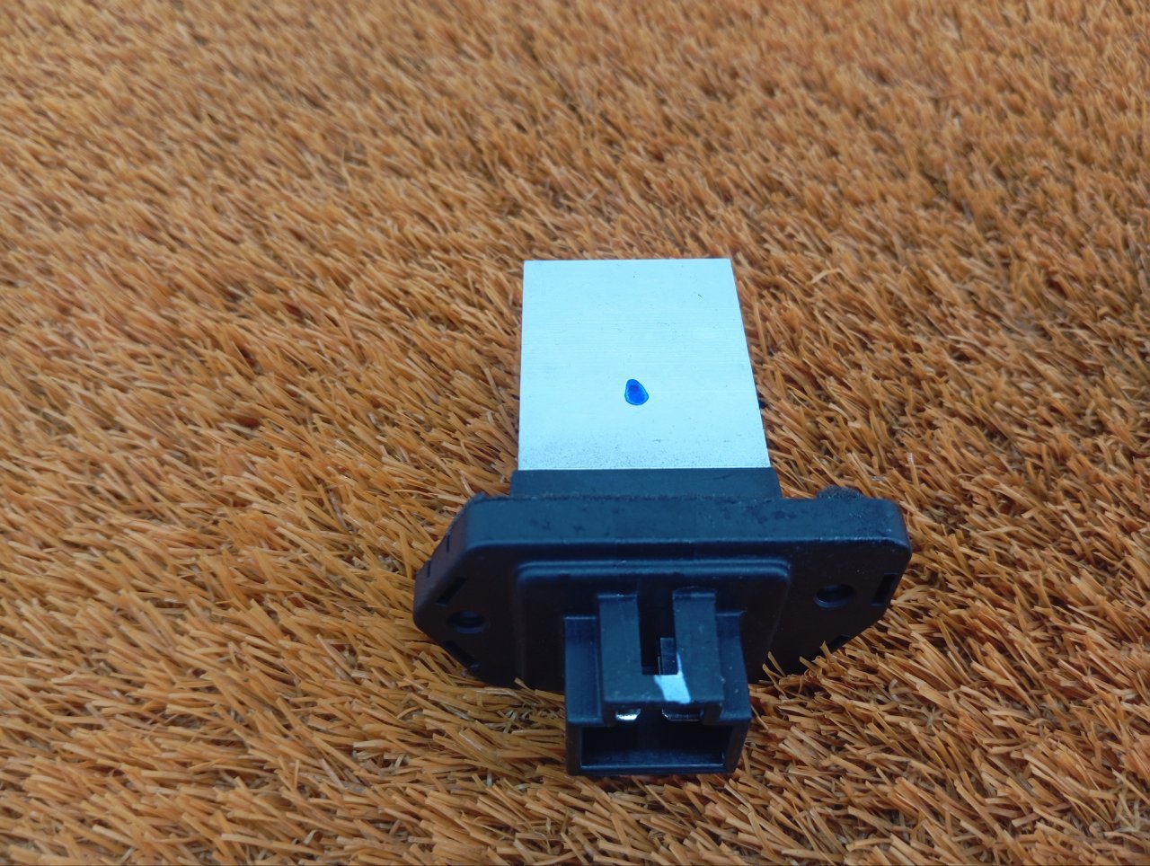 Резистор отопителя