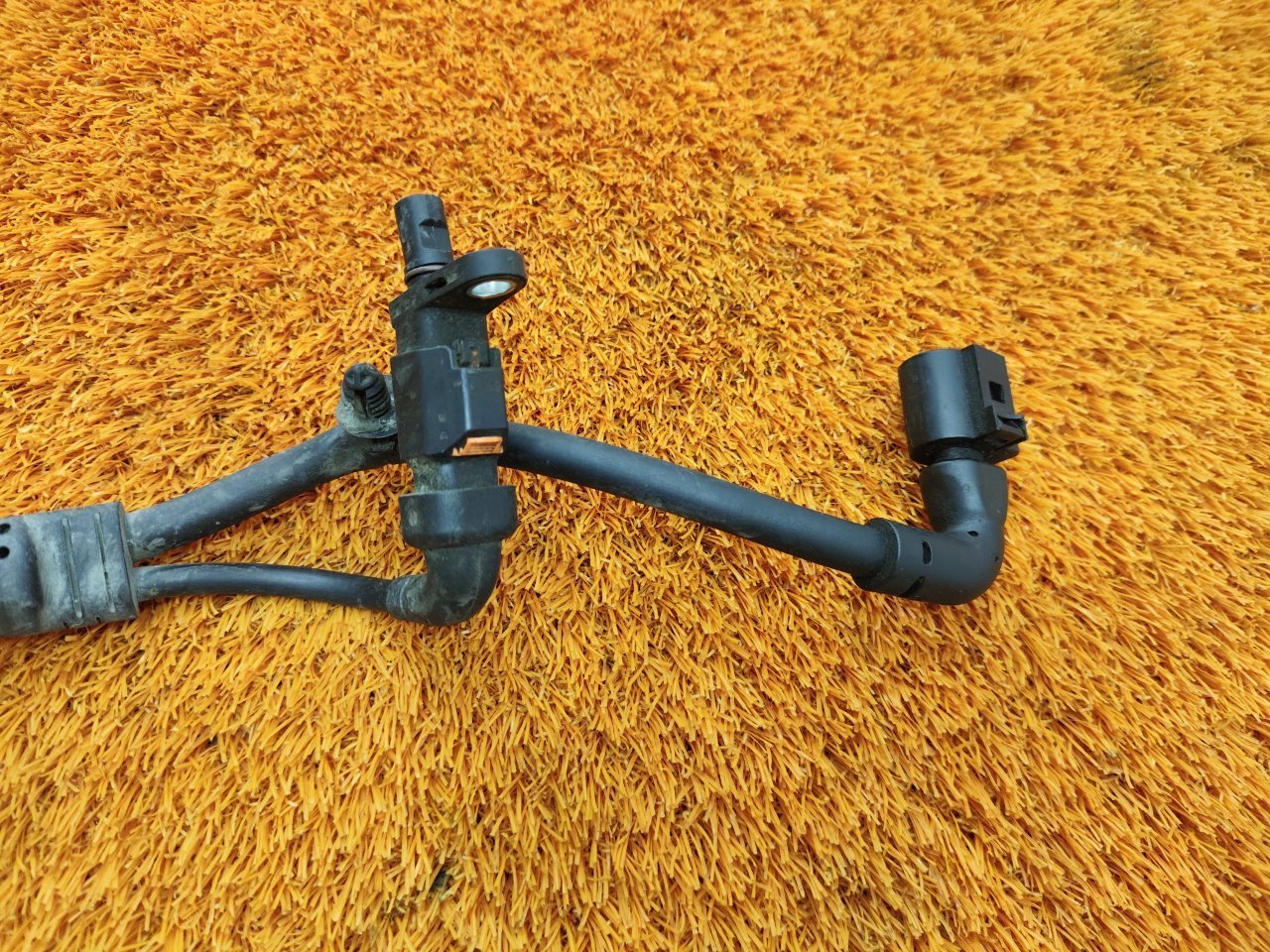 Проводка датчика ABS