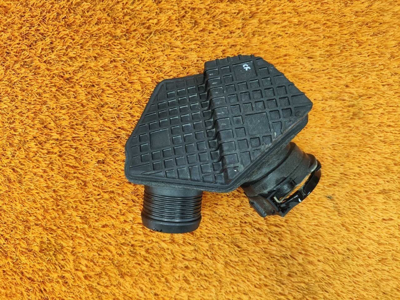 6600002107, 2074056900 Патрубок интеркулера Geely Coolray 2023 фото 3