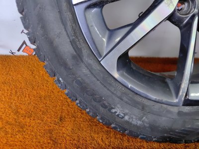 Колесо Geely Coolray R17 5x114.3, Viatti 215/60 R17, зимнее, липучка