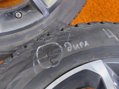 Колесо Geely Coolray R17 5x114.3, Viatti 215/60 R17, зимнее, липучка