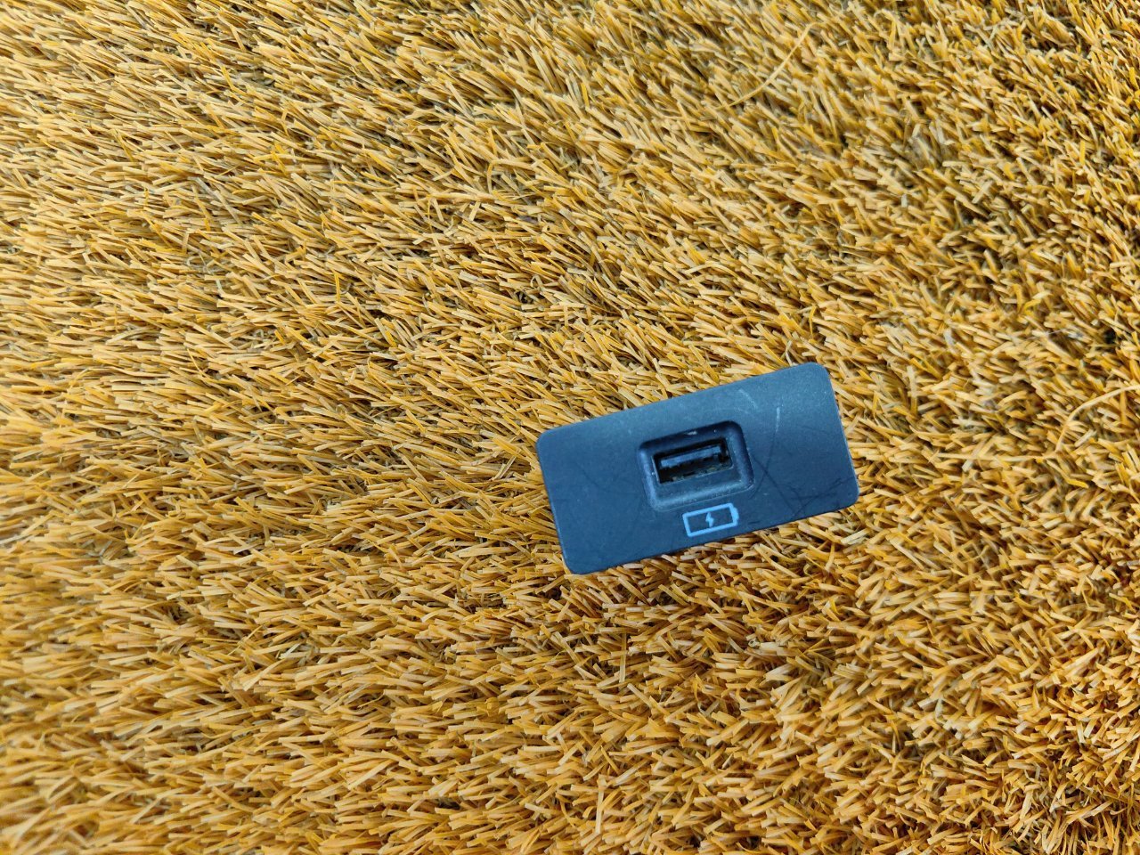 Разъем USB