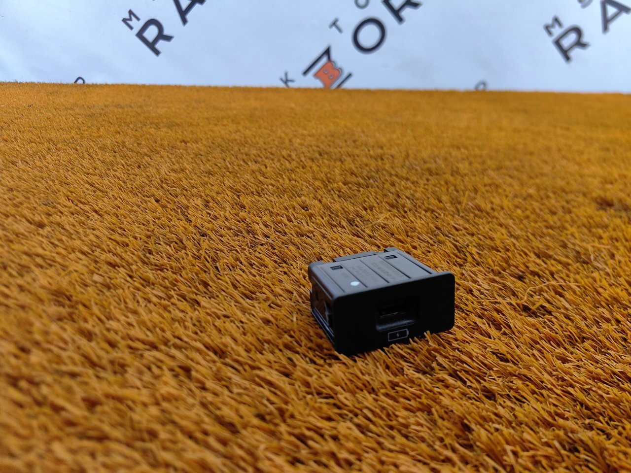 Разъем USB