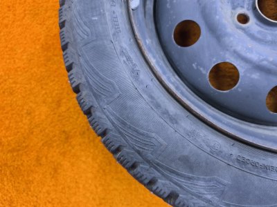 Колесо Hyundai Solaris R15 4x100, Cordiant 185/65 R15, зимнее, шипы