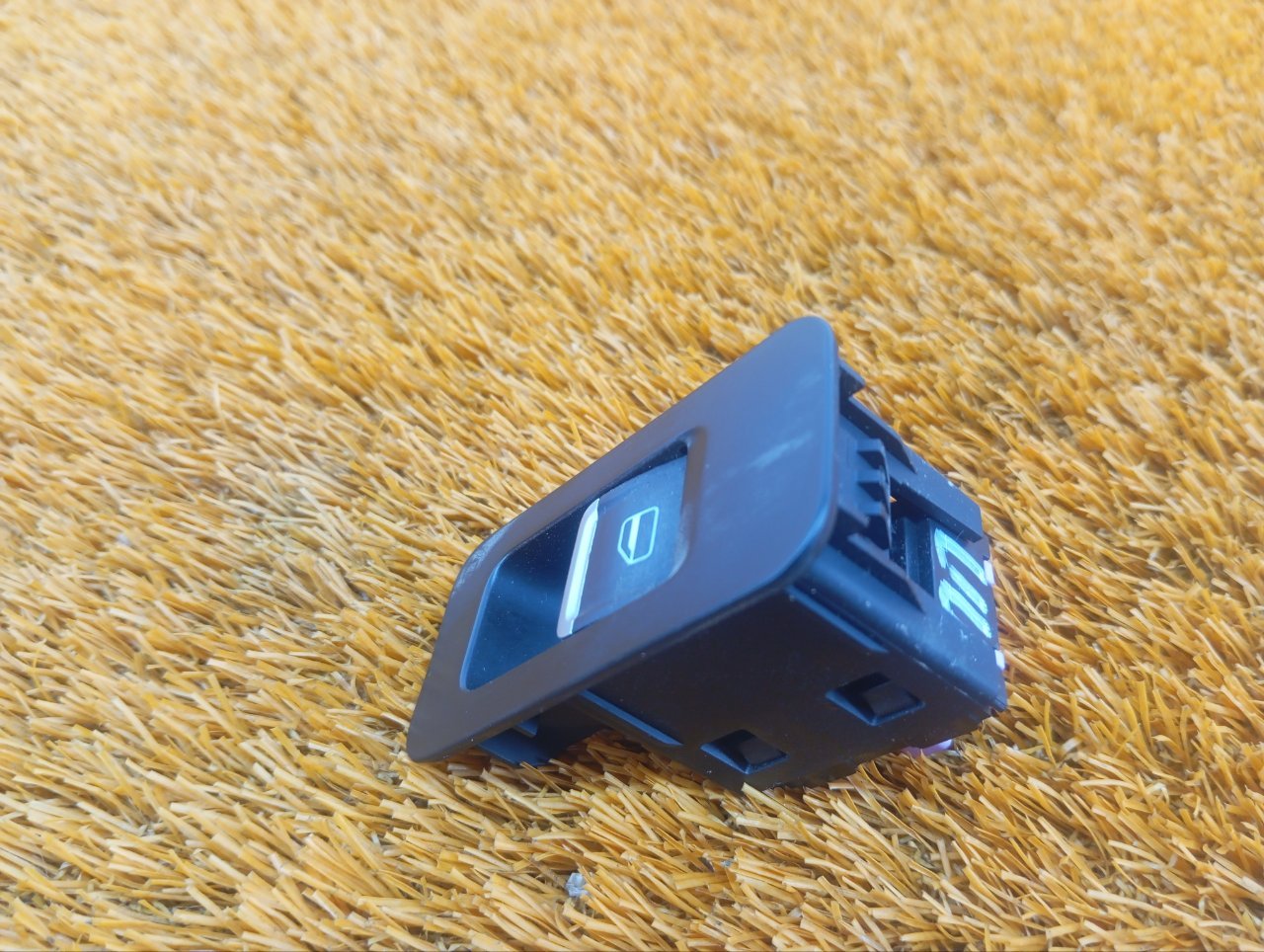 J603746050CB, J603746051CA, T153746150CA Кнопка стеклоподъемника Omoda S5 2023 фото 2