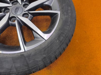 Колесо Geely Coolray R17 5x114.3, Nokian 215/60 R17, зимнее, липучка