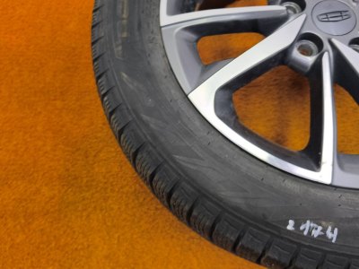 Колесо Geely Coolray R17 5x114.3, Nokian 215/60 R17, зимнее, липучка