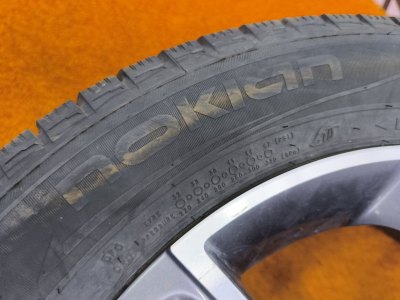 Колесо Geely Coolray R17 5x114.3, Nokian 215/60 R17, зимнее, липучка
