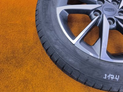 Колесо Geely Coolray R17 5x114.3, Nokian 215/60 R17, зимнее, липучка