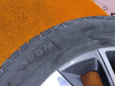 Колесо Geely Coolray R17 5x114.3, Nokian 215/60 R17, зимнее, липучка