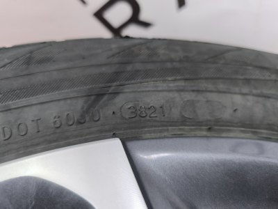 Колесо Geely Coolray R17 5x114.3, Nokian 215/60 R17, зимнее, липучка
