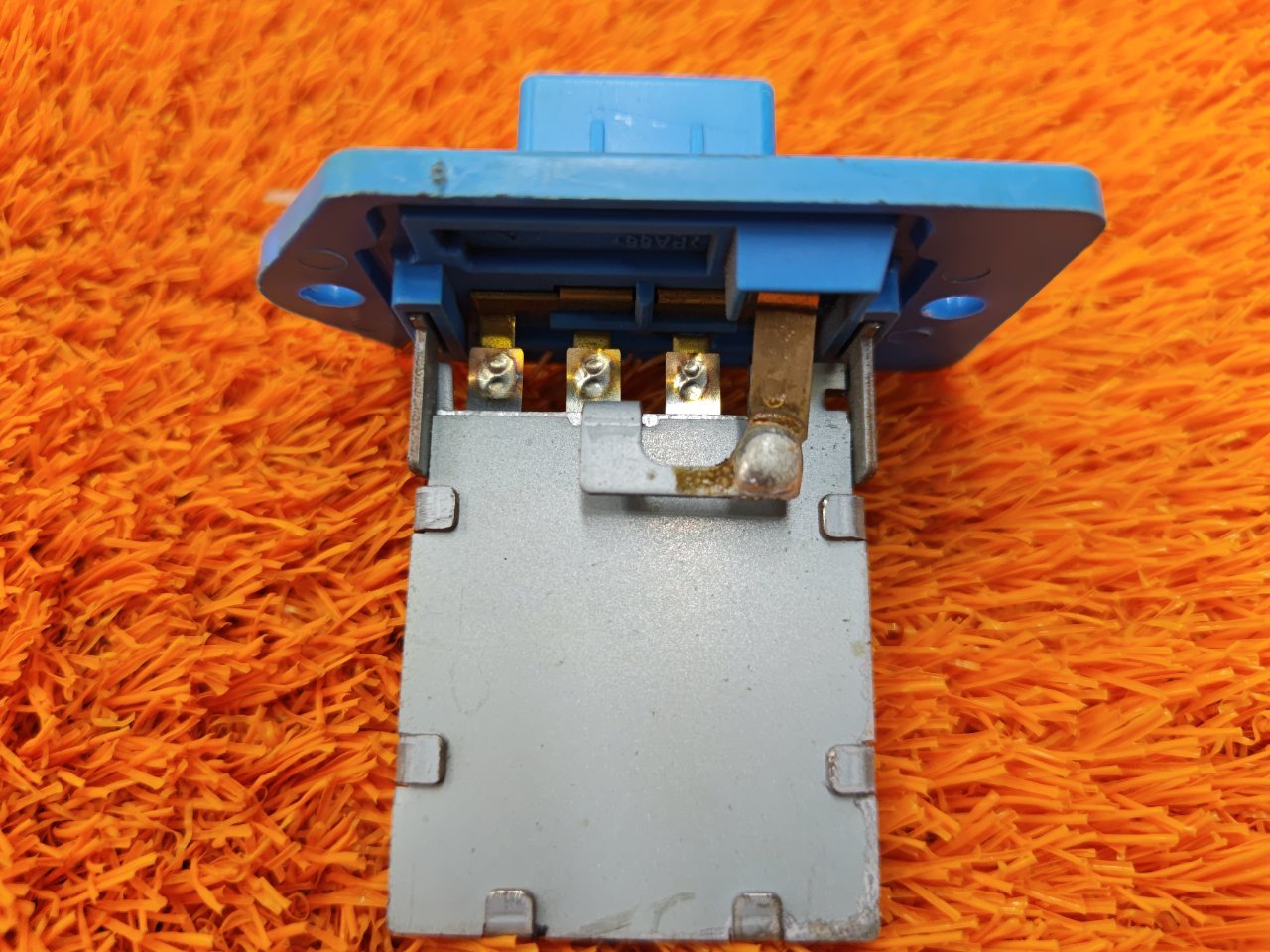 Резистор отопителя