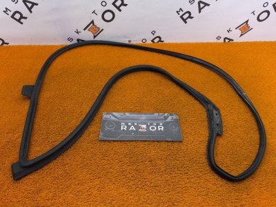 Уплотнитель двери