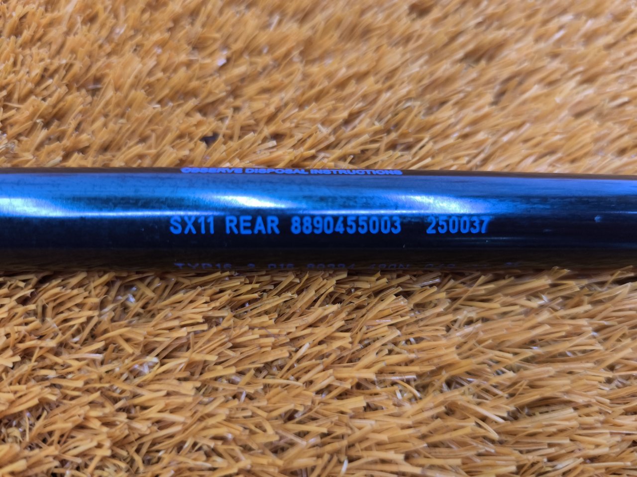 8890455003 Амортизатор крышки багажника Geely Coolray 2023 фото 9