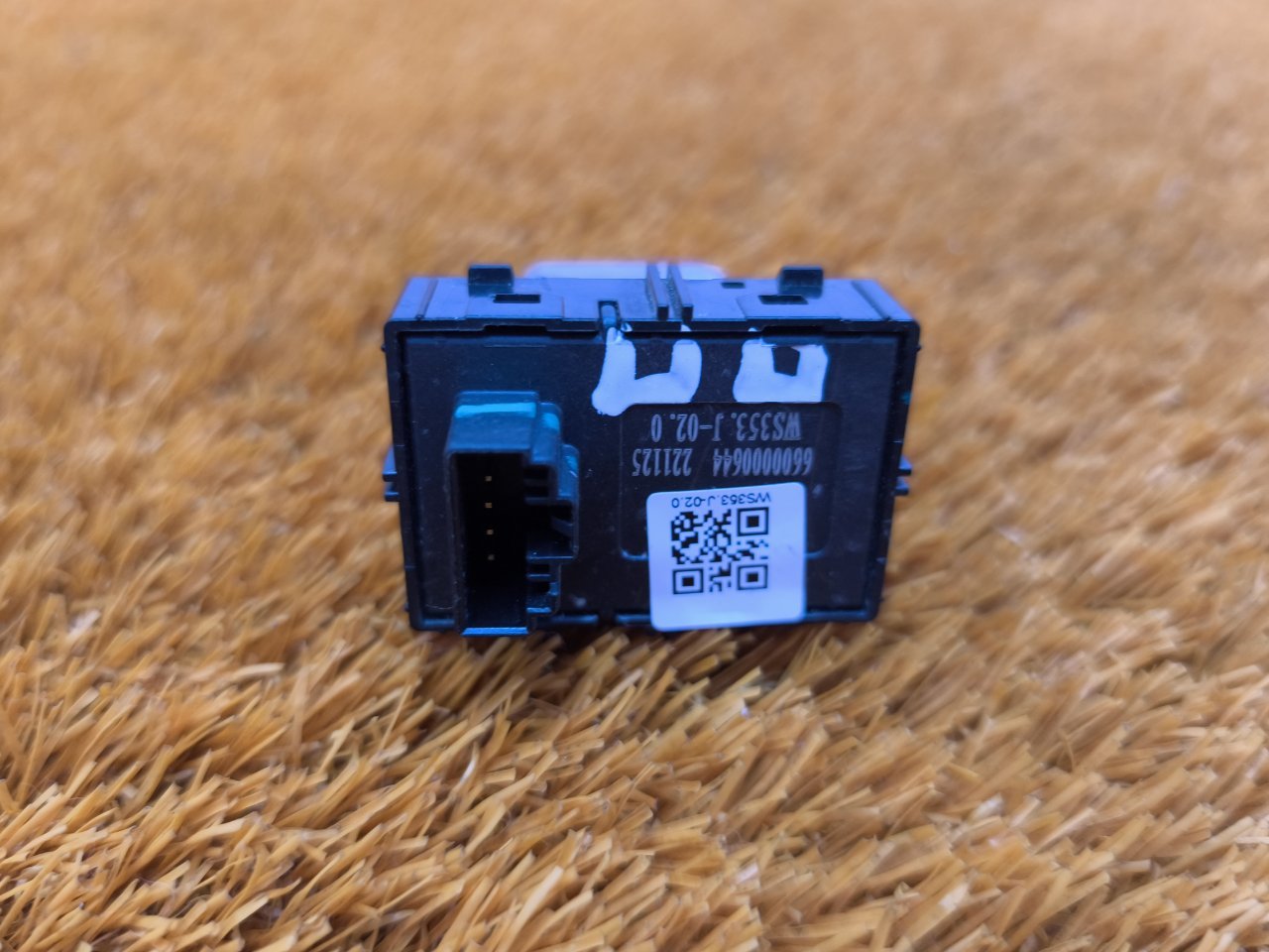 6600000644 Кнопка стеклоподъемника Geely Coolray 2023 фото 7