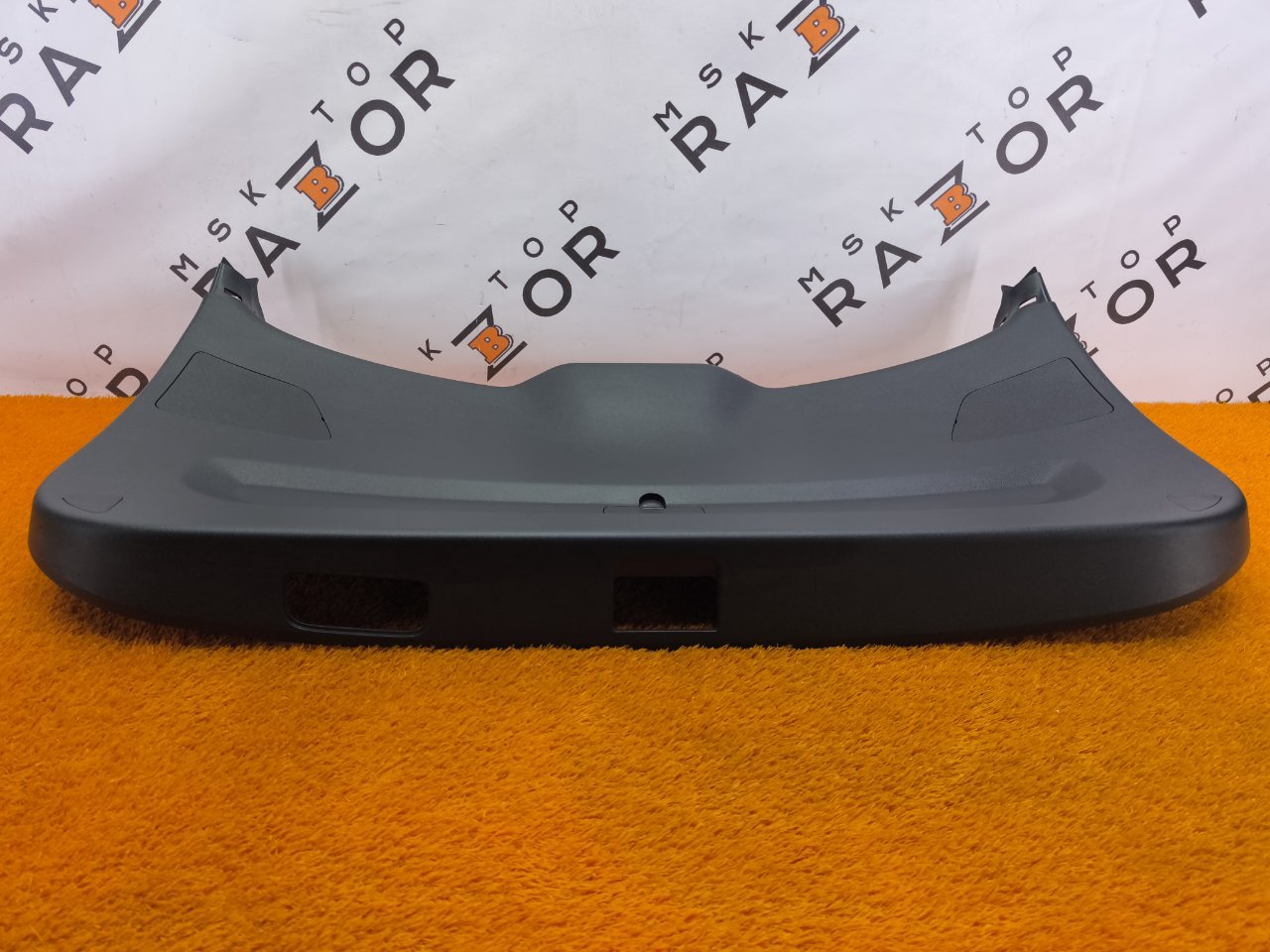 6600058369 Обшивка крышки багажника Geely Coolray 2023 фото 4
