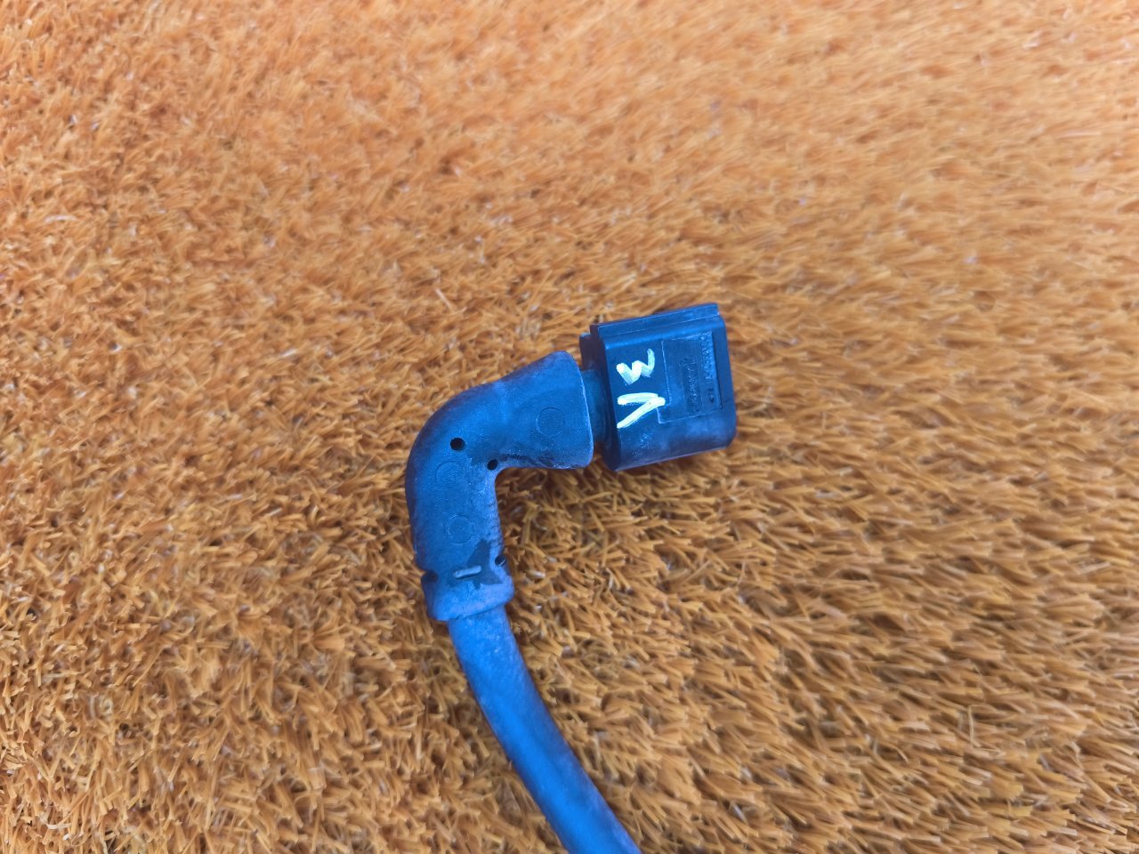 Проводка датчика ABS
