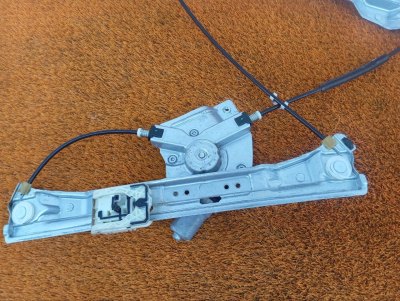 Стеклоподъемник
