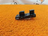 25411HV02A Кнопка стеклоподъемника передняя правая Nissan Qashqai 2021 фото 5