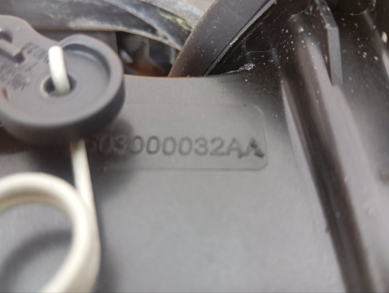 503000032AA, 609002157AA Лючок топливного бака Chery Tiggo 7 Pro Max 2024 фото 6
