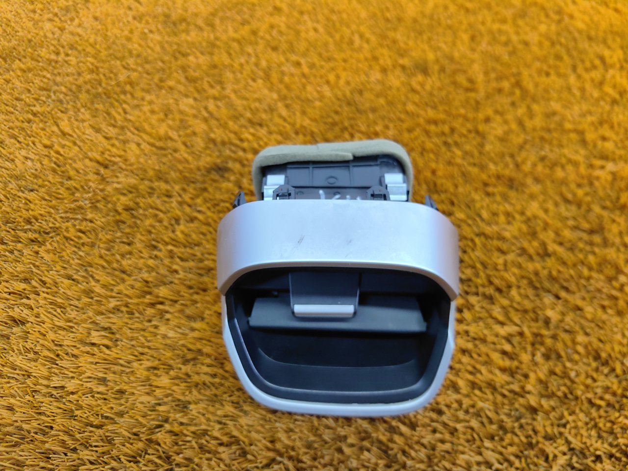 6600041448898, 660005882 Дефлектор воздуховода Geely Coolray 2023 фото 3