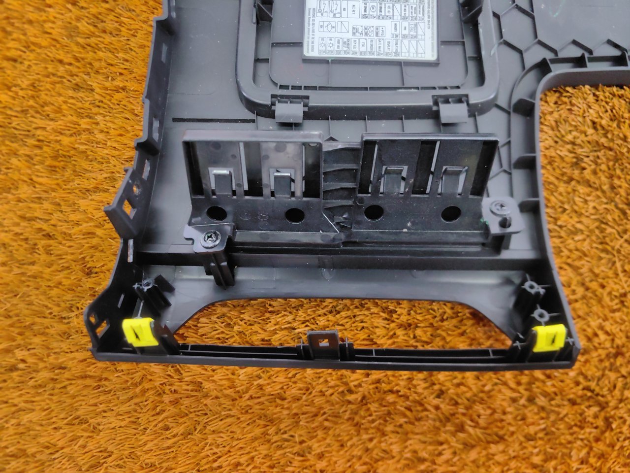 6600041498742, 8889781347742 Накладка на торпедо Geely Coolray 2023 фото 8
