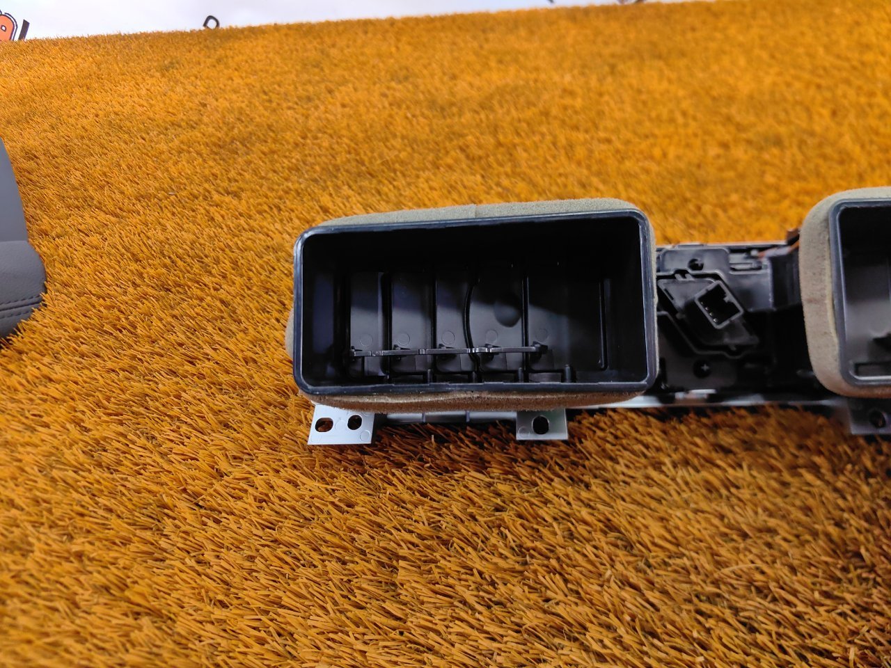 6600041452898, 6600041452 Дефлектор воздуховода Geely Coolray 2023 фото 11