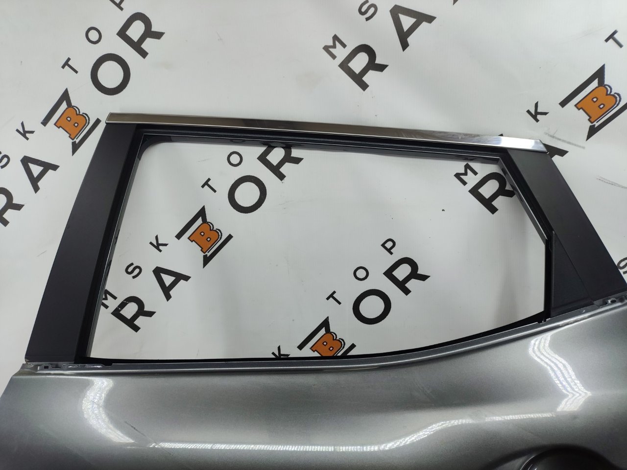Дверь
