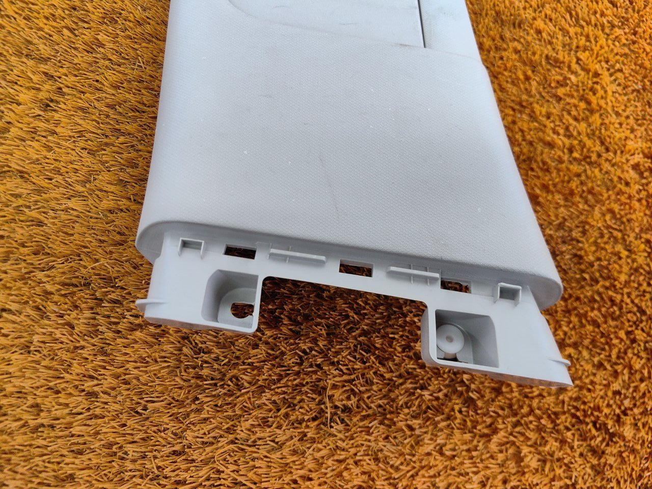 Обшивка центральной стойки