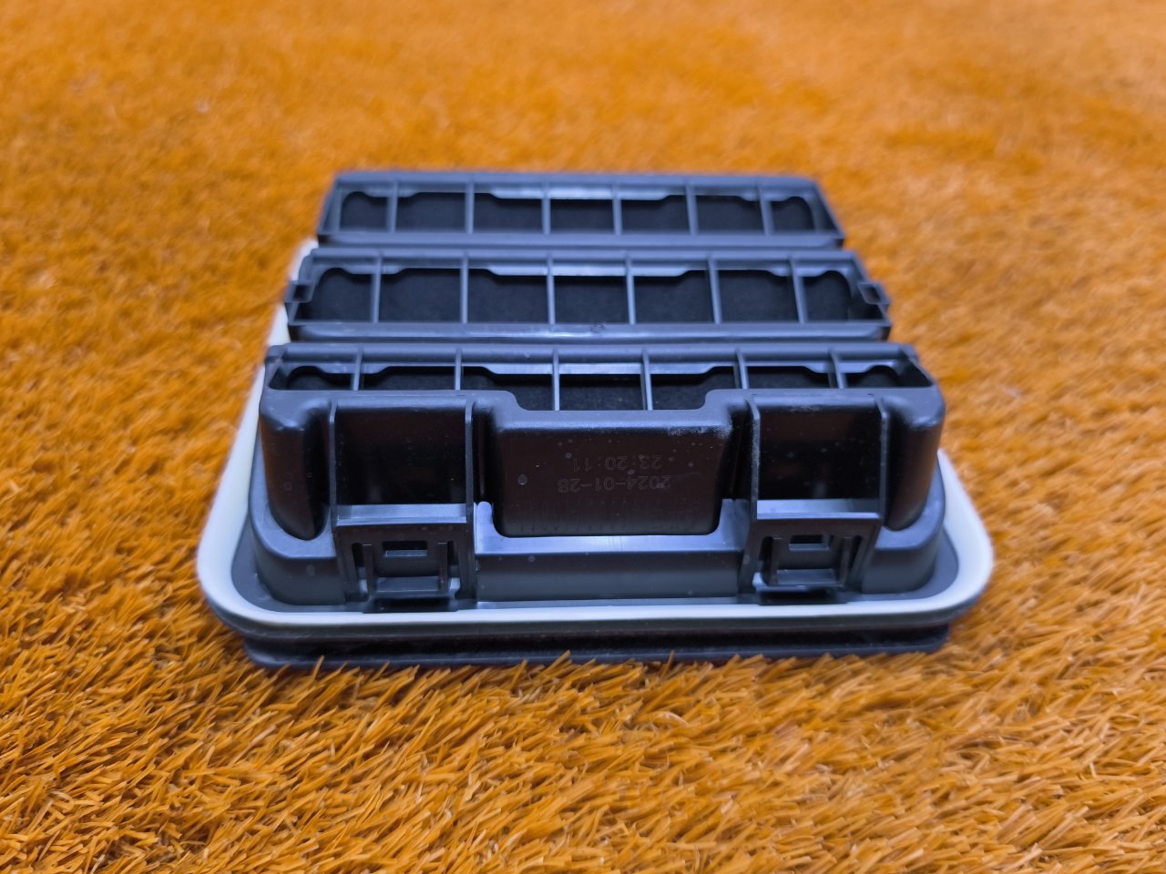 403001138AA, J68-5913010 Решетка вентиляционная Chery Tiggo 7 Pro Max 2024 фото 4
