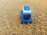 6600000644 Кнопка стеклоподъемника задняя Geely Coolray 2022 фото 3