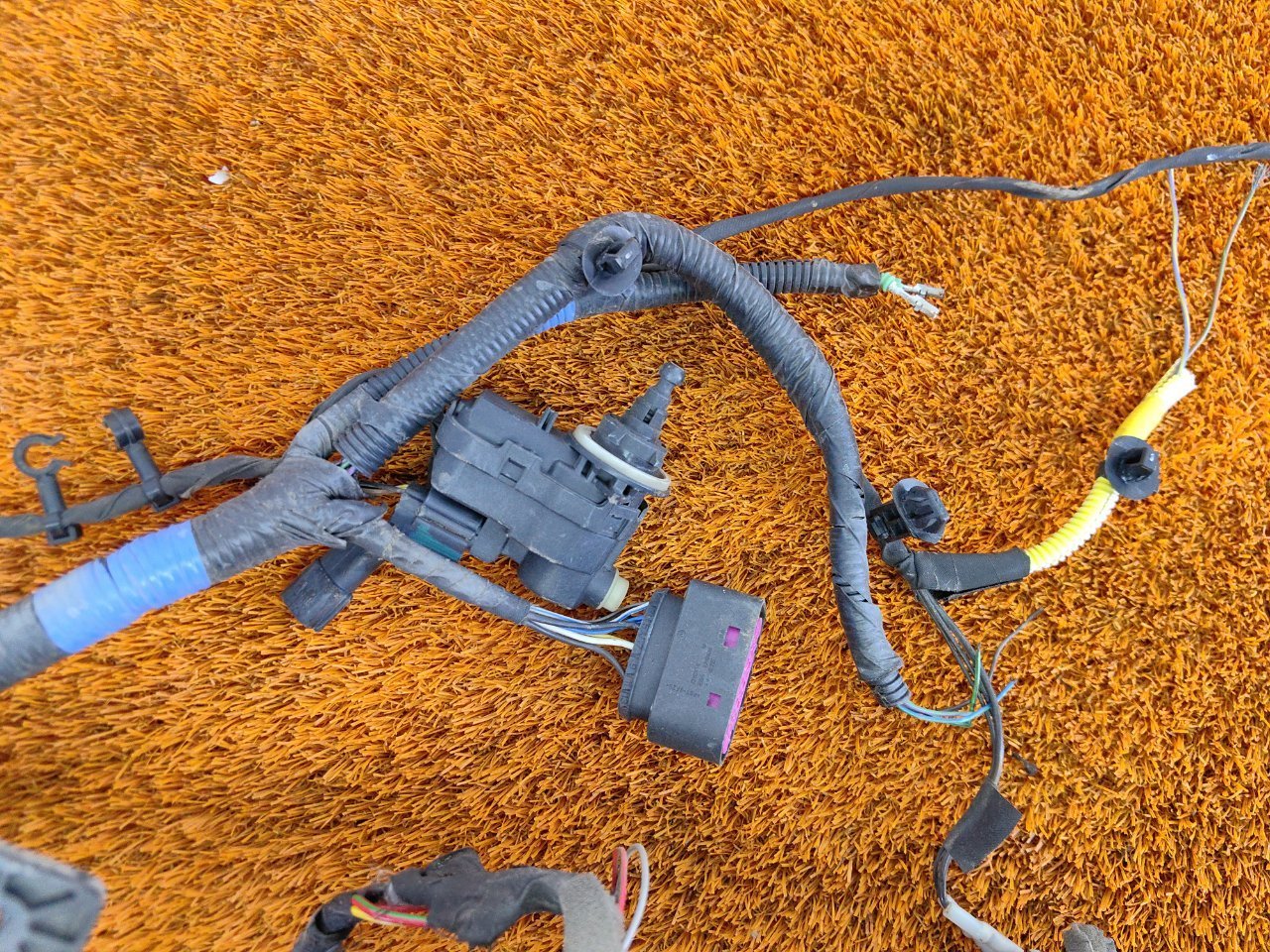 Проводка подкапотная