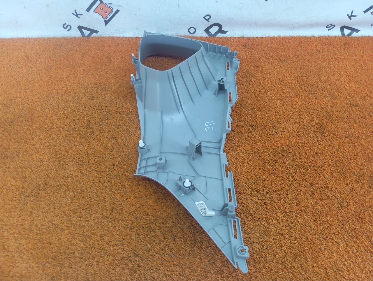 6600041154, 6600046088724, 6600046088, 6600046088 Накладка на стойку кузова Geely Coolray 2022 фото 4